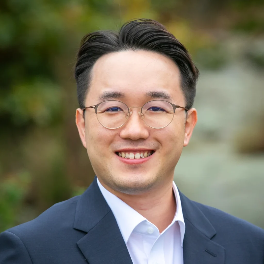 Photo of Dr. Kyle Lee | Dentist in Monroe, CT