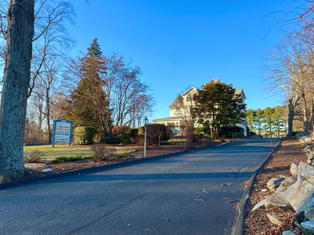 Locally-owned dental office in Monroe, CT | Dentist in Monroe, CT